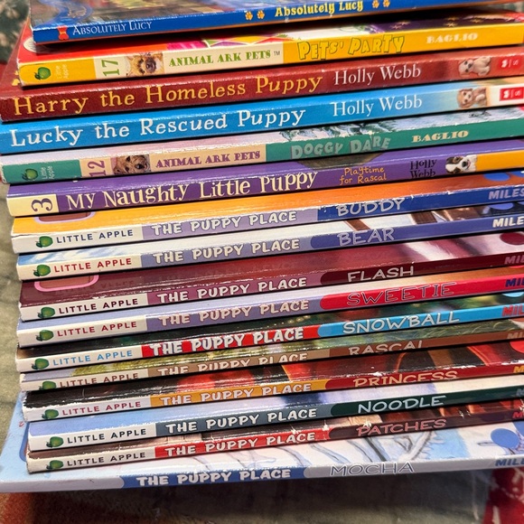 Assorted kids books Puppy Place etc. 16 books - Picture 2 of 3